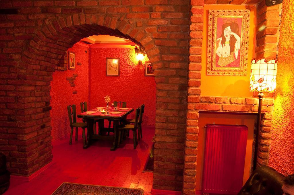Casa Oasa -Accommodation , Pizzeria & Bar Marezige Extérieur photo
